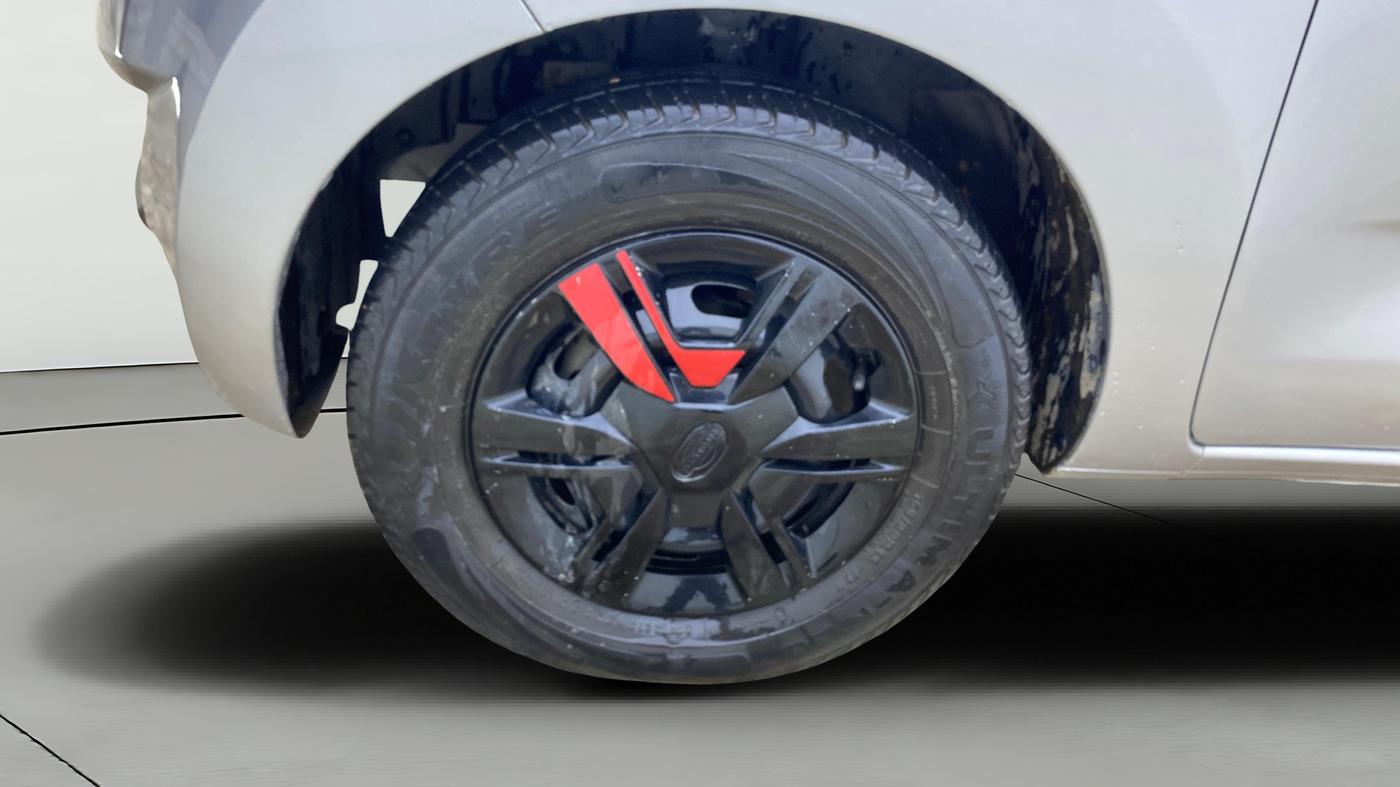 2018 Datsun Redi Go T(O) 1.0L LIMITED EDITION, Petrol, Manual, 68,384 km, Left Front Wheel