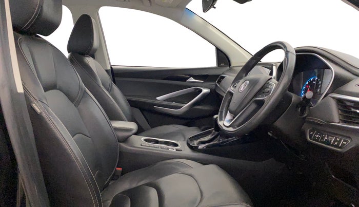 2019 MG HECTOR SHARP 1.5 DCT PETROL, Petrol, Automatic, 52,204 km, Right Side Front Door Cabin