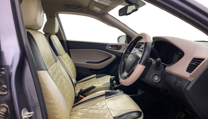 2016 Hyundai Elite i20 SPORTZ 1.2, Petrol, Manual, 40,620 km, Right Side Front Door Cabin