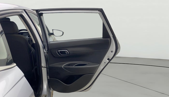 2022 Hyundai NEW I20 SPORTZ 1.2 AT, Petrol, Automatic, 25,306 km, RHS Rear Door