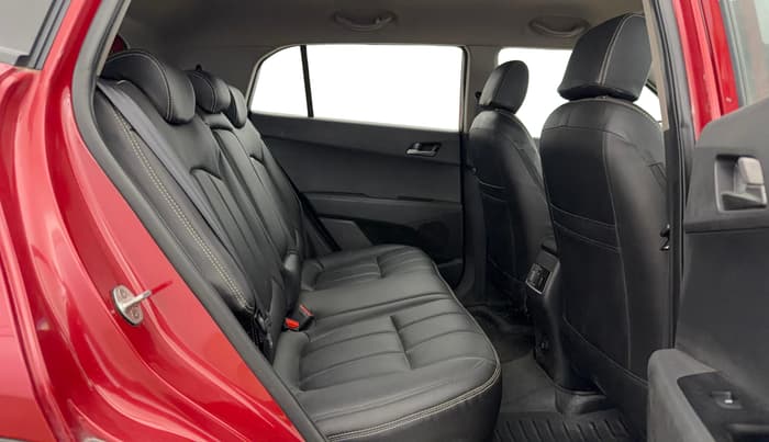 2016 Hyundai Creta SX PLUS AT 1.6 PETROL, CNG, Automatic, 67,233 km, Right Side Rear Door Cabin