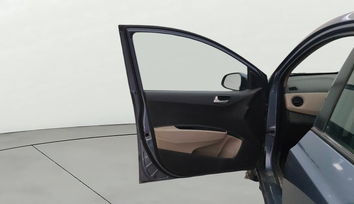 2014 Hyundai Xcent S 1.2, Petrol, Manual, 1,02,555 km, LHS Front Door