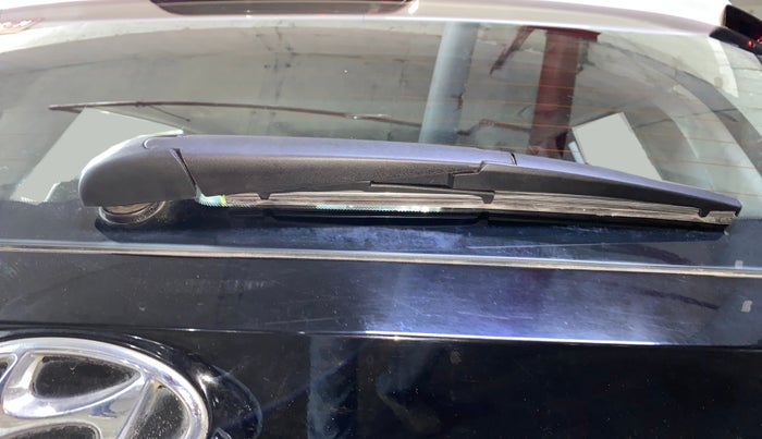 2020 Hyundai NEW I20 ASTA (O) 1.2 MT, Petrol, Manual, 53,976 km, Rear Wiper