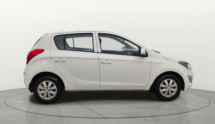 2013 Hyundai i20 SPORTZ 1.2, Petrol, Manual, 79,644 km, Right Side View