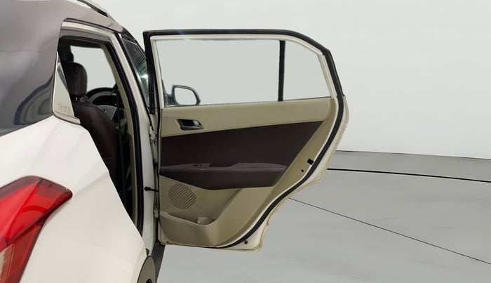 2016 Hyundai Creta SX PLUS AT 1.6 PETROL, Petrol, Automatic, 76,045 km, RHS Rear Door