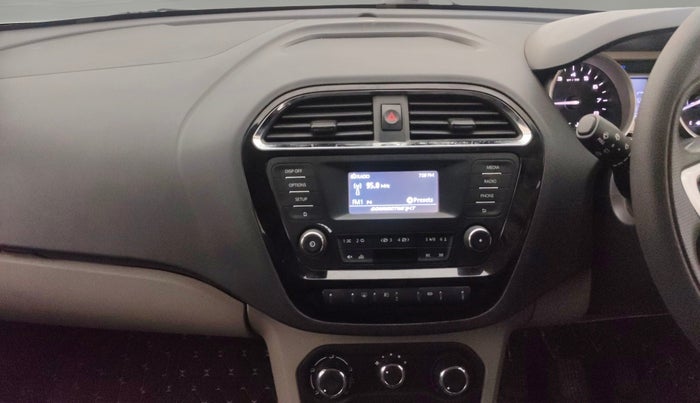 2017 Tata Tiago XZ PETROL, Petrol, Manual, 90,697 km, Air Conditioner