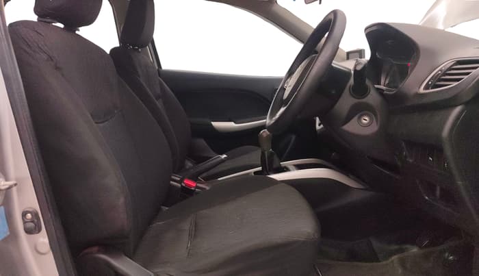 2016 Maruti Baleno DELTA PETROL 1.2, Petrol, Manual, 73,870 km, Right Side Front Door Cabin