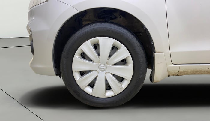 2016 Maruti Ertiga VXI, Petrol, Manual, 32,301 km, Left Front Wheel