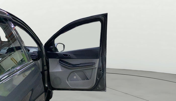 2021 Tata Tiago XTA PETROL, Petrol, Automatic, 49,311 km, RHS Front Door