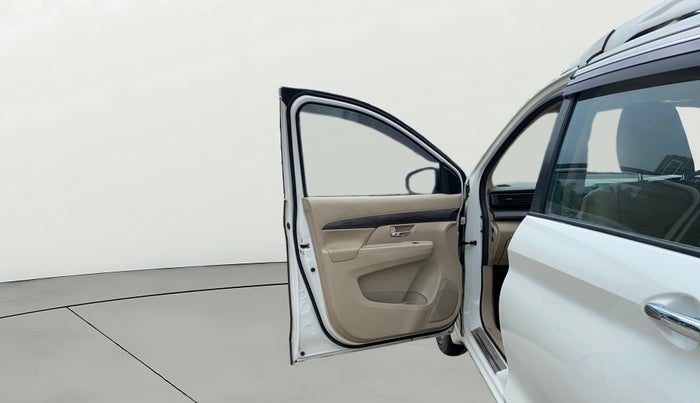 2024 Maruti Ertiga ZXI (O) CNG, CNG, Manual, 49,126 km, LHS Front Door