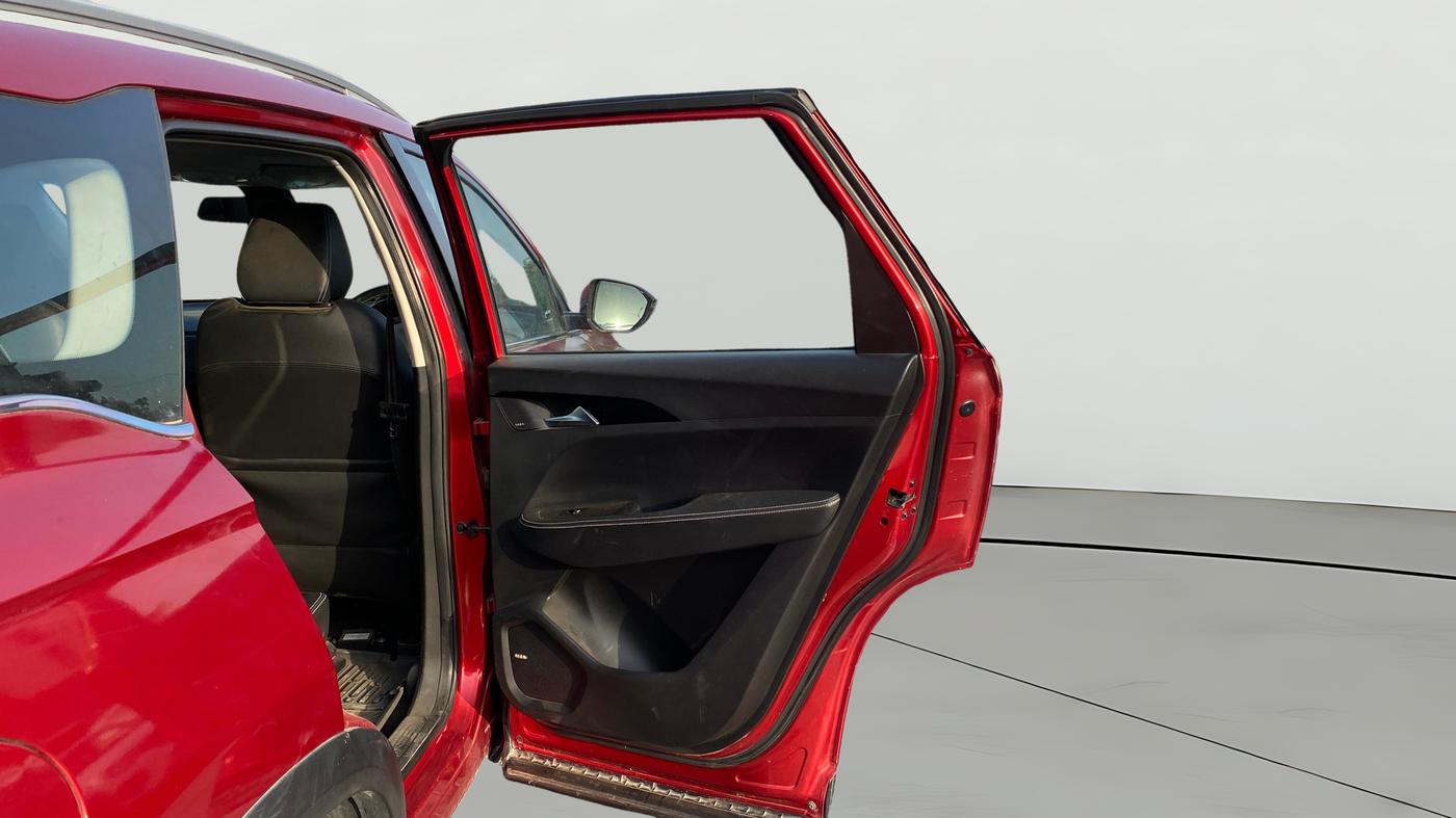 2019 MG HECTOR SHARP 2.0 DIESEL, Diesel, Manual, 1,04,325 km, RHS Rear Door
