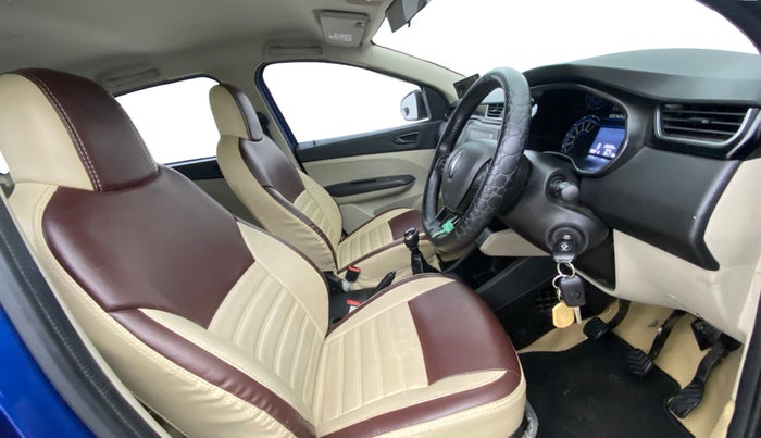 2023 Renault TRIBER RXT, Petrol, Manual, 25,828 km, Right Side Front Door Cabin