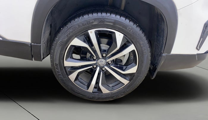 2024 MG HECTOR PLUS SHARP PRO 1.5 TURBO MT 7 STR, Petrol, Manual, 11,010 km, Left Rear Wheel