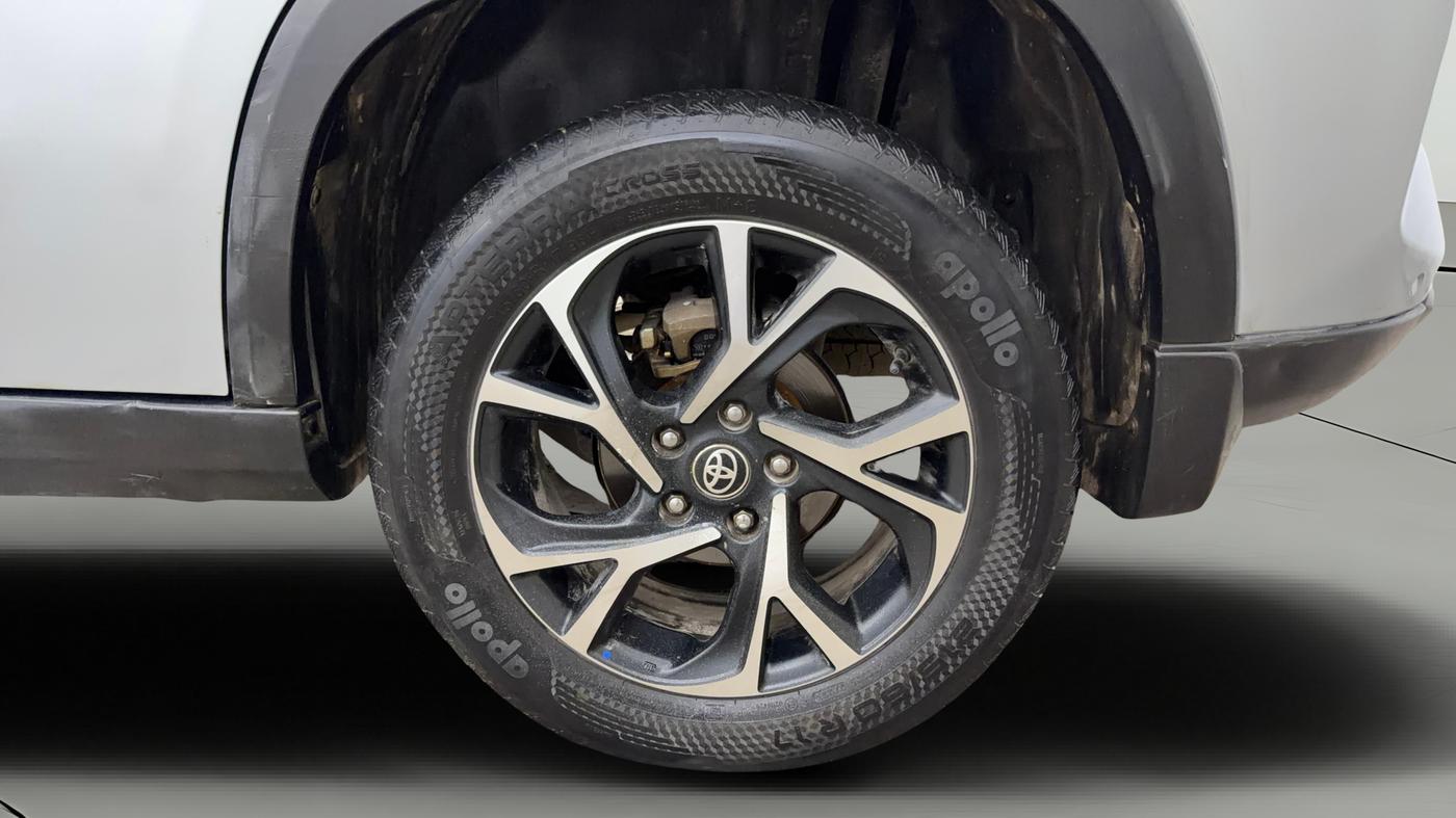 2023 Toyota URBAN CRUISER HYRYDER  G NEO DRIVE E-CNG , CNG, Manual, 75,739 km, Left Rear Wheel