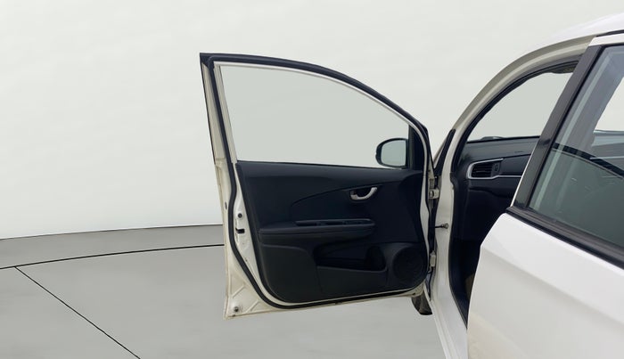 2017 Honda Brio VX MT, Petrol, Manual, 75,298 km, LHS Front Door