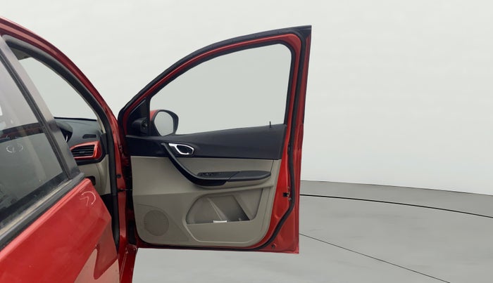 2019 Tata Tiago XZ PLUS PETROL, Petrol, Manual, 69,193 km, RHS Front Door