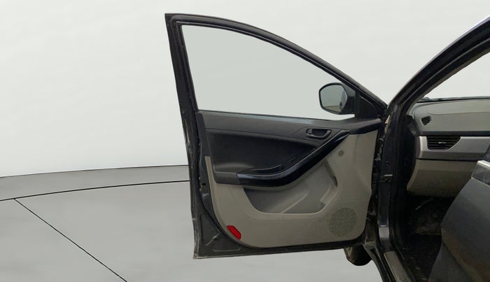 2019 Tata NEXON XM PETROL, CNG, Manual, 1,21,688 km, LHS Front Door