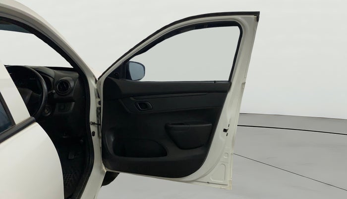 2023 Renault Kwid RXL 1.0, CNG, Manual, 12,856 km, RHS Front Door