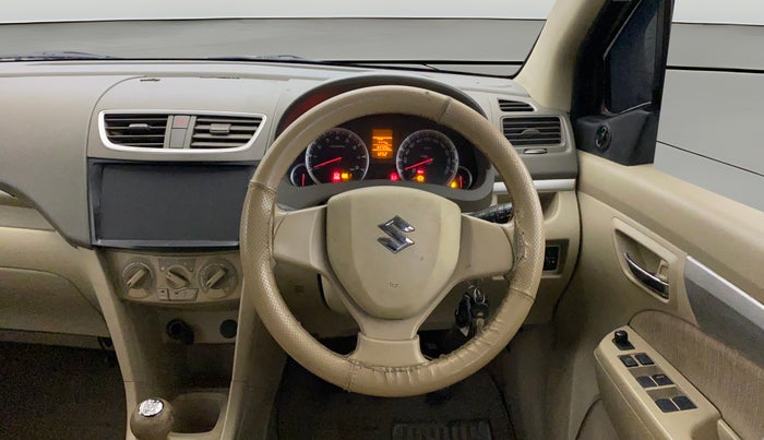 2015 Maruti Ertiga VXI, Petrol, Manual, 54,714 km, Steering Wheel Close Up