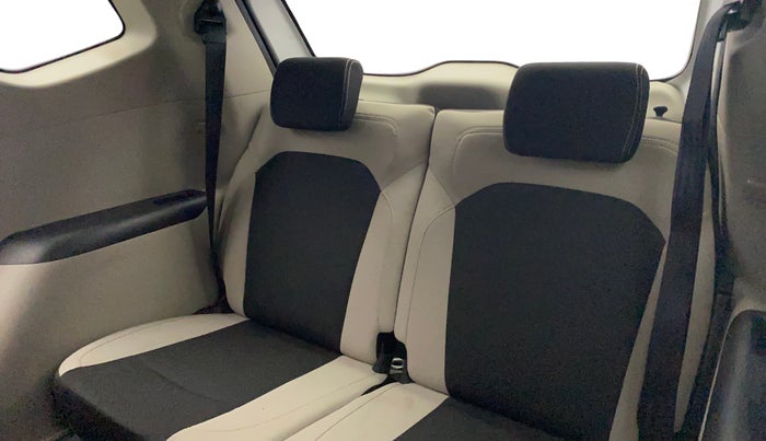 2020 Renault TRIBER RXT, Petrol, Manual, 27,783 km, Third Seat Row ( optional )