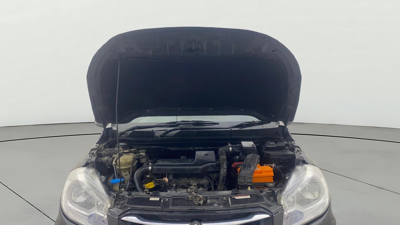 2017 Maruti S Cross ZETA 1.3, Diesel, Manual, 94,280 km, Open Bonet