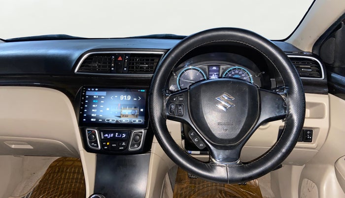 2017 Maruti Ciaz ALPHA DIESEL 1.3, Diesel, Manual, 1,39,590 km, Steering Wheel Close Up
