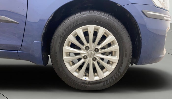 2018 Maruti Ciaz ZETA 1.4  MT PETROL, Petrol, Manual, 33,469 km, Right Front Wheel