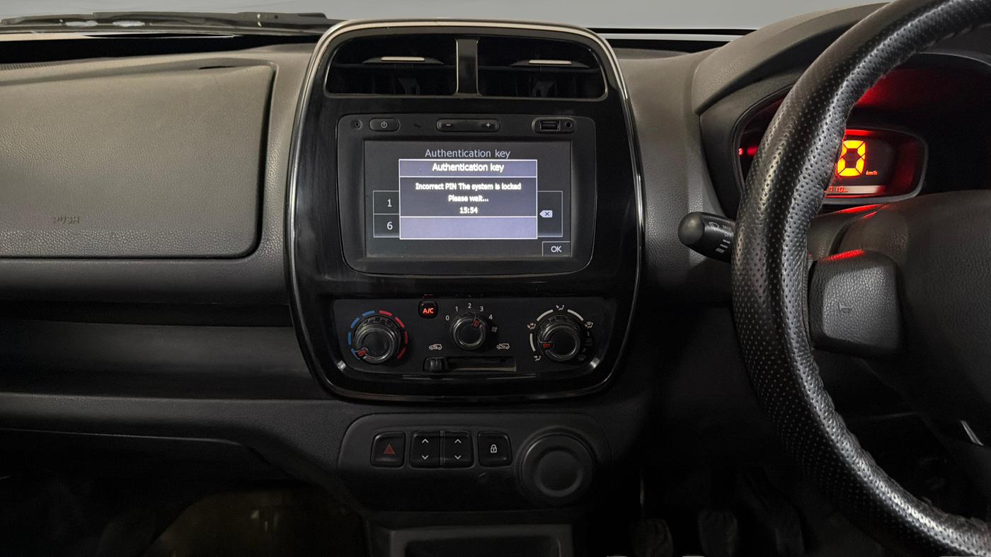 2017 Renault Kwid RXT 1.0, Petrol, Manual, 62,728 km, Air Conditioner