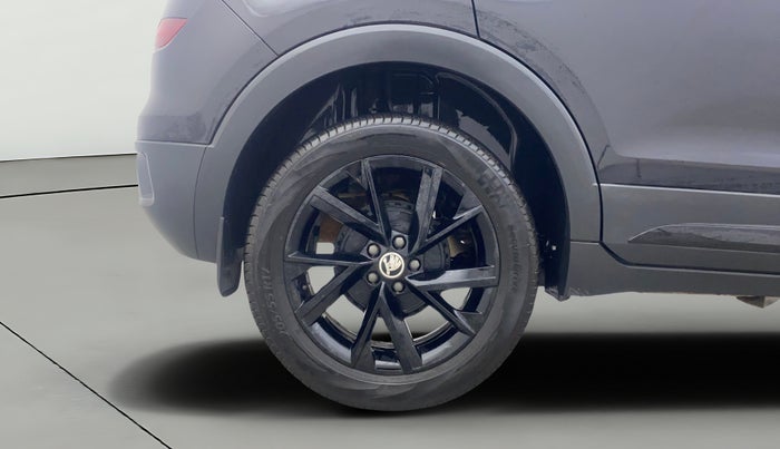 2024 Skoda KUSHAQ AMBITION 1.0L TSI AT, Petrol, Automatic, 5,229 km, Right Rear Wheel