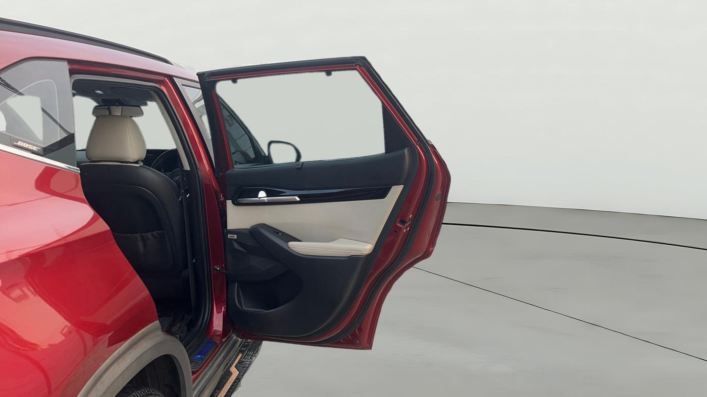 2020 KIA SELTOS GTX PLUS AT 1.5 DIESEL, Diesel, Automatic, 74,377 km, RHS Rear Door