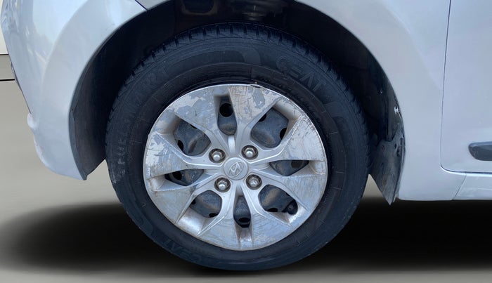 2017 Hyundai Xcent S 1.2, Petrol, Manual, 89,108 km, Left Front Wheel