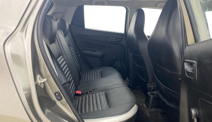 2019 Maruti Swift LXI, Petrol, Manual, 59,574 km, Right Side Rear Door Cabin
