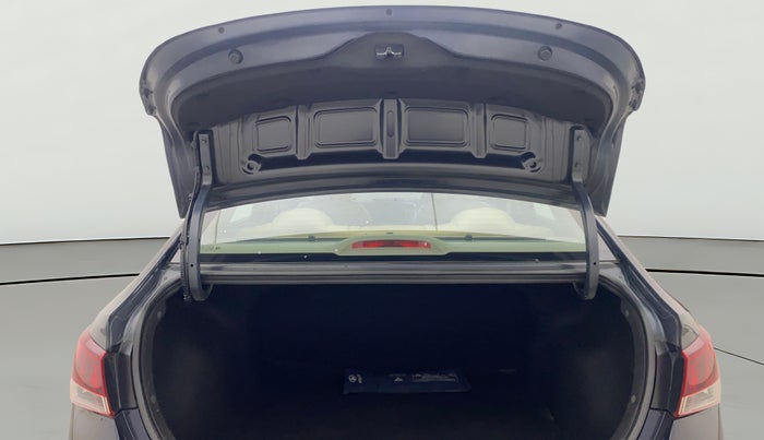 2020 Hyundai Verna SX 1.5 VTVT IVT, Petrol, Automatic, 41,237 km, Boot Door Open