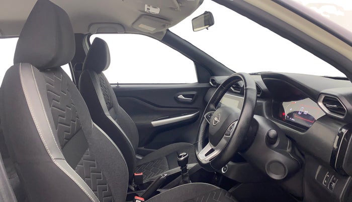 2021 Nissan MAGNITE XV PREMIUM DUAL TONE, Petrol, Manual, 19,767 km, Right Side Front Door Cabin