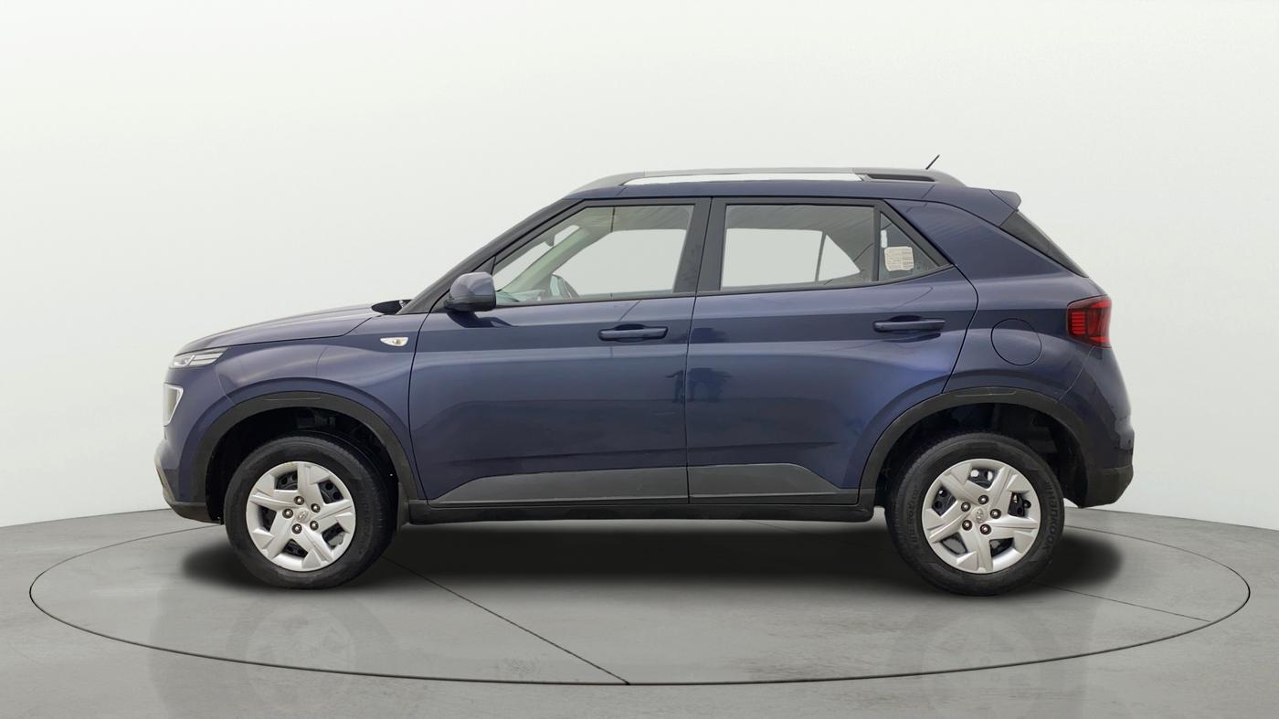 2020 Hyundai VENUE S 1.2, Petrol, Manual, 46,817 km, Left Side