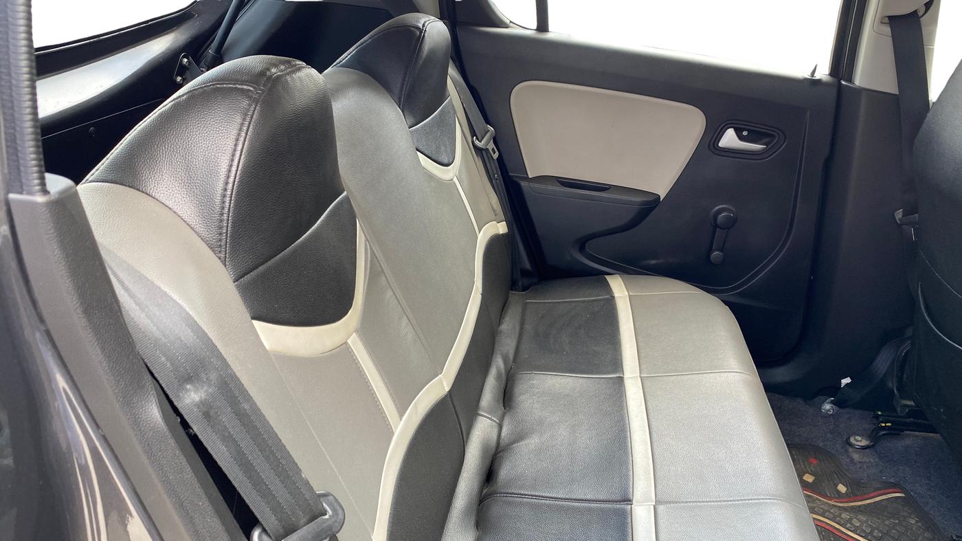 2022 Maruti Alto LXI O, Petrol, Manual, 29,514 km, Right Side Rear Door Cabin