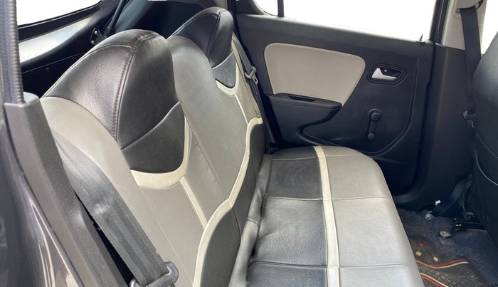 2022 Maruti Alto LXI O, Petrol, Manual, 29,514 km, Right Side Rear Door Cabin