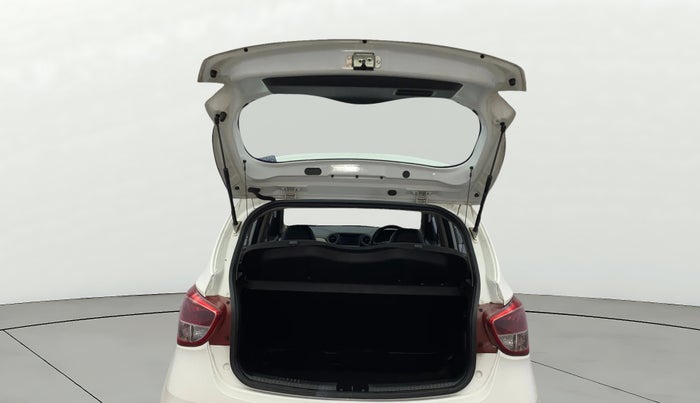 2016 Hyundai Grand i10 ASTA (O) 1.2 KAPPA VTVT, Petrol, Manual, 91,986 km, Boot Door Open