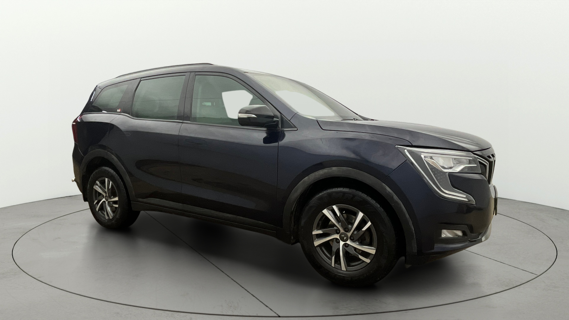 2022 Mahindra XUV700 2021-2026 AX 5 P AT 5 STR 2022 Mahindra XUV700 2021-2026 AX 5 P AT 5 STR