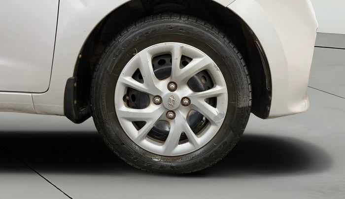 2017 Hyundai Grand i10 SPORTZ 1.2 KAPPA VTVT, Petrol, Manual, 98,050 km, Right Front Wheel