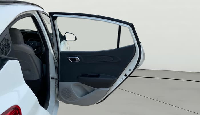 2021 Hyundai GRAND I10 NIOS SPORTZ AMT 1.2 KAPPA VTVT, Petrol, Automatic, 39,175 km, RHS Rear Door