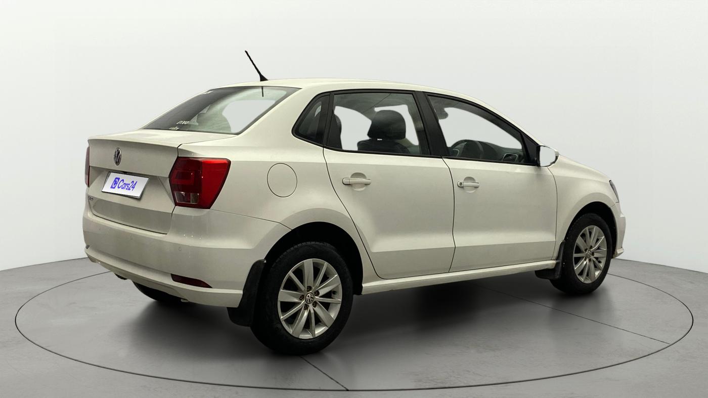2016 Volkswagen Ameo HIGHLINE1.2L, Petrol, Manual, 70,200 km, Right Back Diagonal