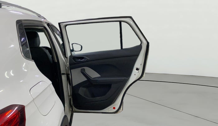 2022 Skoda KUSHAQ STYLE 1.0L TSI MT, Petrol, Manual, 33,844 km, RHS Rear Door