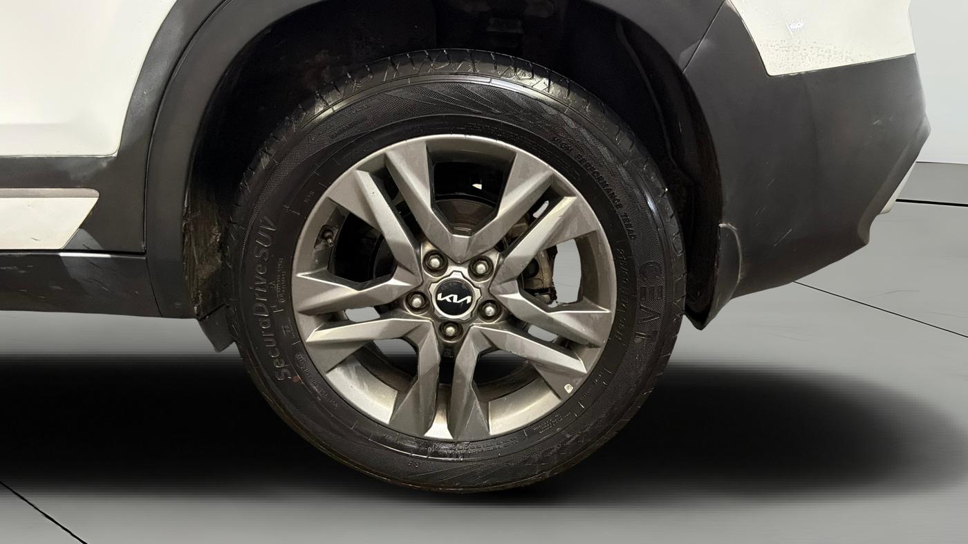 2022 KIA SELTOS HTX IVT 1.5 PETROL, Petrol, Automatic, 83,479 km, Left Rear Wheel