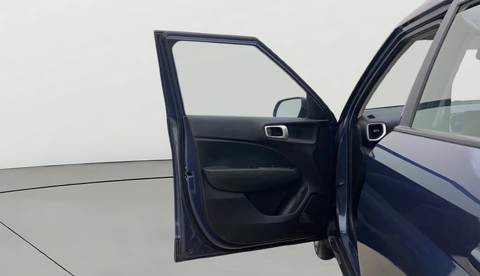 2020 Hyundai VENUE S 1.2, Petrol, Manual, 39,504 km, LHS Front Door