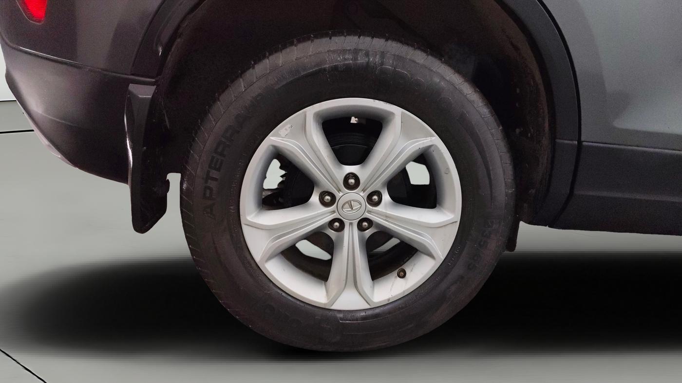 2023 Tata Harrier XZA 2.0L, Diesel, Automatic, 48,255 km, Right Rear Wheel