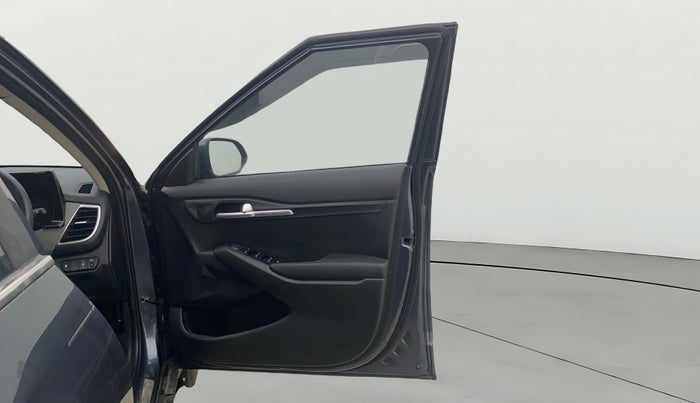 2022 KIA SELTOS HTK 1.5 PETROL, Petrol, Manual, 30,037 km, RHS Front Door