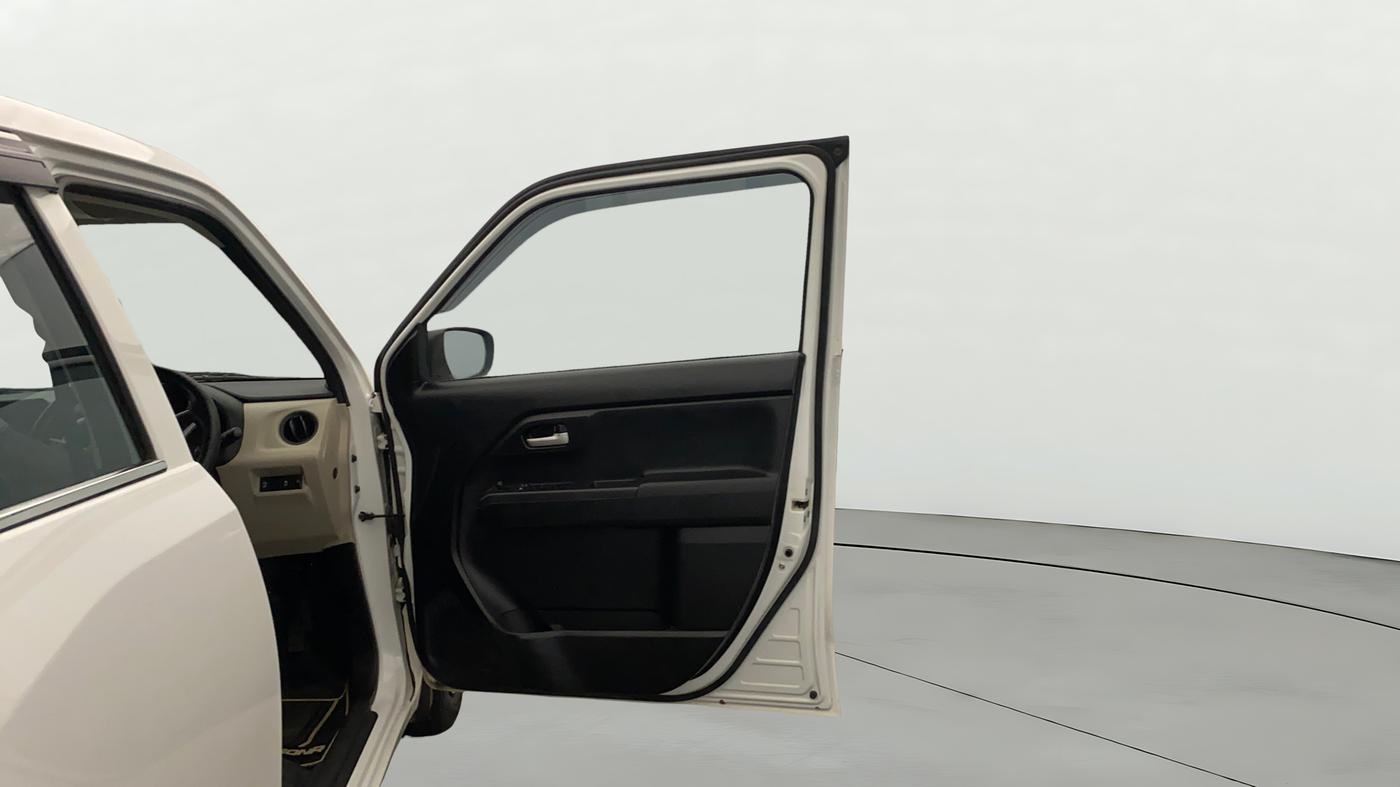 2025 Maruti New Wagon-R VXI 1.0, Petrol, Manual, 12,630 km, RHS Front Door