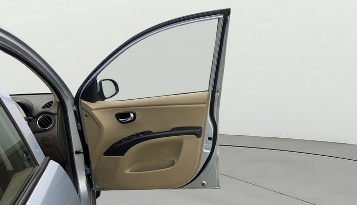 2013 Hyundai i10 SPORTZ 1.2 AT, Petrol, Automatic, 67,510 km, RHS Front Door