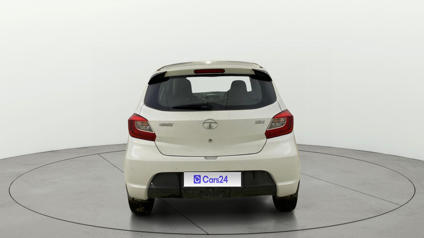 2017 Tata Tiago XZ PETROL, Petrol, Manual, 30,574 km, Back/Rear